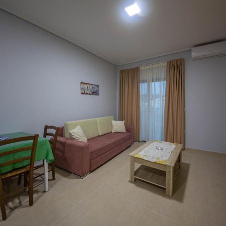 Mamma'S Apartments ซารานเดอ ภายนอก รูปภาพ